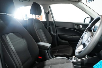 https://vehicle-cdn.autoleague.cloud/17009_11019202_11.jpg