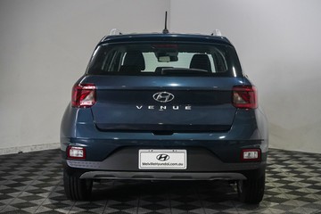 https://vehicle-cdn.autoleague.cloud/17009_11019202_7.jpg