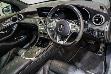 https://vehicle-cdn.autoleague.cloud/17009_11019208_30.jpg