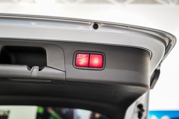 https://vehicle-cdn.autoleague.cloud/17009_11019208_32.jpg