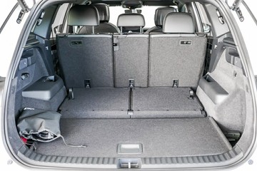 https://vehicle-cdn.autoleague.cloud/17009_11019212_10.jpg