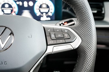 https://vehicle-cdn.autoleague.cloud/17009_11019212_19.jpg