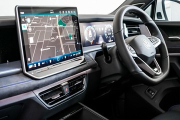 https://vehicle-cdn.autoleague.cloud/17009_11019212_30.jpg