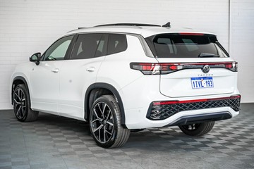 https://vehicle-cdn.autoleague.cloud/17009_11019212_5.jpg