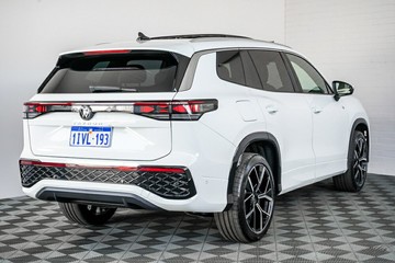 https://vehicle-cdn.autoleague.cloud/17009_11019212_7.jpg