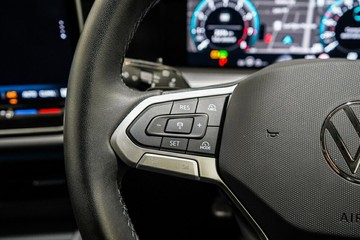 https://vehicle-cdn.autoleague.cloud/17009_11019213_14.jpg