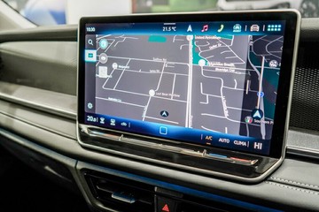 https://vehicle-cdn.autoleague.cloud/17009_11019213_17.jpg
