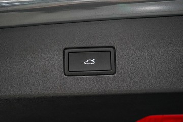 https://vehicle-cdn.autoleague.cloud/17009_11019213_19.jpg