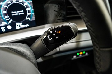 https://vehicle-cdn.autoleague.cloud/17009_11019213_21.jpg