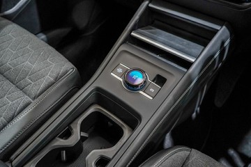 https://vehicle-cdn.autoleague.cloud/17009_11019213_22.jpg