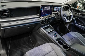 https://vehicle-cdn.autoleague.cloud/17009_11019213_26.jpg