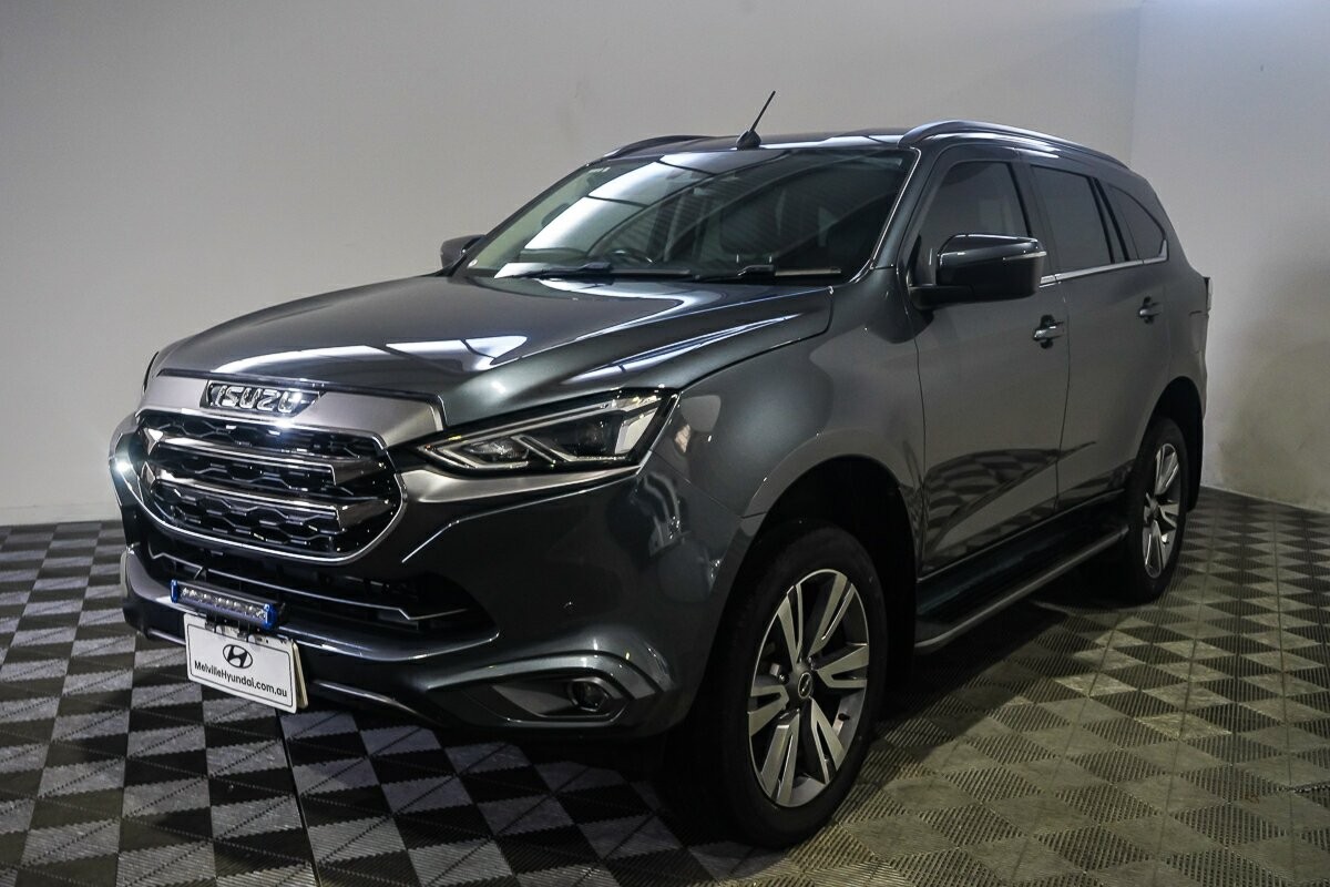Isuzu Mu-x image 4