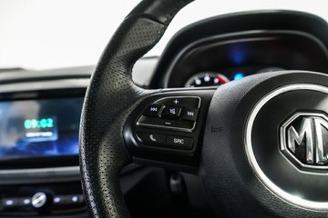 https://vehicle-cdn.autoleague.cloud/17009_11019218_14.jpg