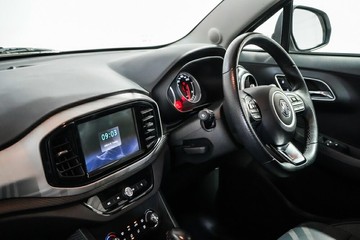 https://vehicle-cdn.autoleague.cloud/17009_11019218_21.jpg