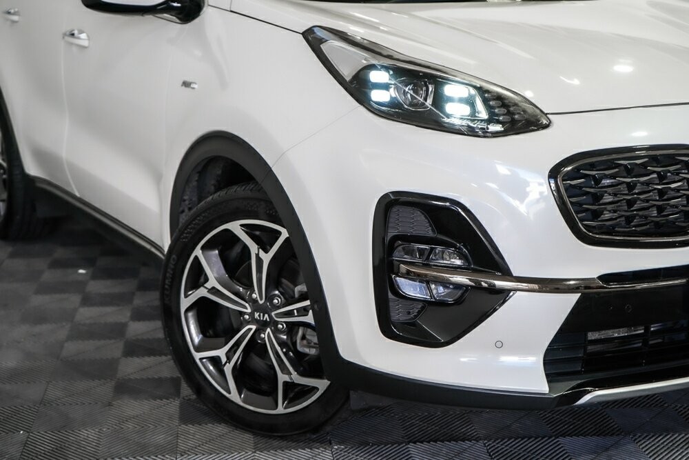 Kia Sportage image 2