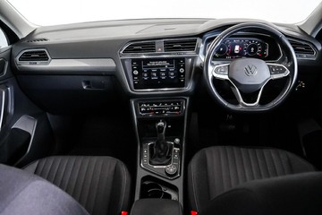 https://vehicle-cdn.autoleague.cloud/17009_11019232_10.jpg
