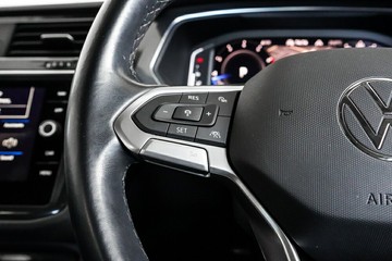 https://vehicle-cdn.autoleague.cloud/17009_11019232_12.jpg