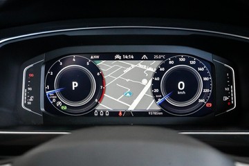 https://vehicle-cdn.autoleague.cloud/17009_11019232_13.jpg