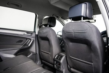 https://vehicle-cdn.autoleague.cloud/17009_11019232_15.jpg