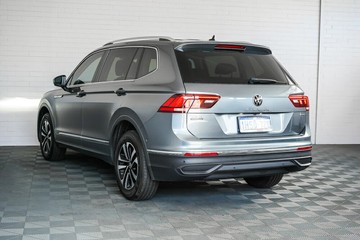 https://vehicle-cdn.autoleague.cloud/17009_11019232_5.jpg