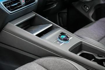 https://vehicle-cdn.autoleague.cloud/17009_11019233_28.jpg