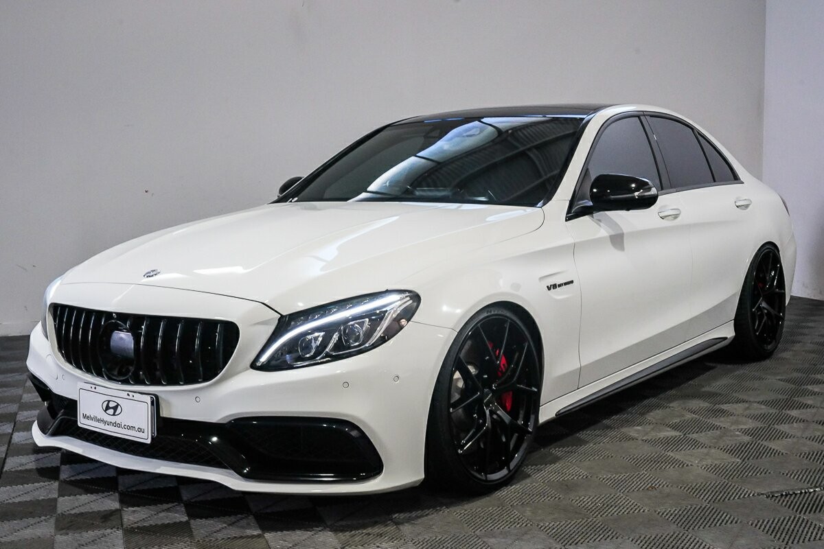 Mercedes Benz C-class image 4