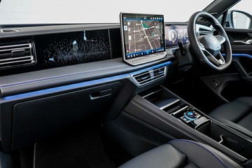 https://vehicle-cdn.autoleague.cloud/17009_11019243_10.jpg