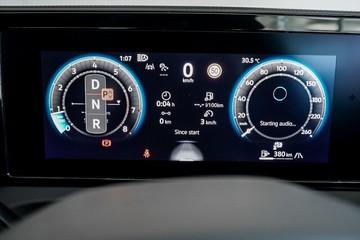 https://vehicle-cdn.autoleague.cloud/17009_11019243_14.jpg