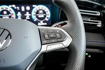 https://vehicle-cdn.autoleague.cloud/17009_11019243_15.jpg