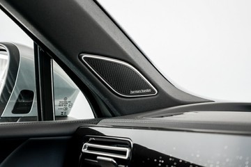 https://vehicle-cdn.autoleague.cloud/17009_11019243_23.jpg