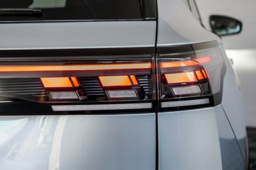 https://vehicle-cdn.autoleague.cloud/17009_11019243_8.jpg