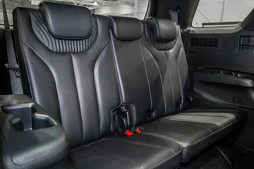 https://vehicle-cdn.autoleague.cloud/17009_11019244_19.jpg