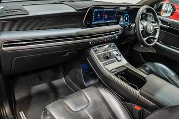 https://vehicle-cdn.autoleague.cloud/17009_11019244_9.jpg
