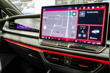 https://vehicle-cdn.autoleague.cloud/17009_11019245_21.jpg
