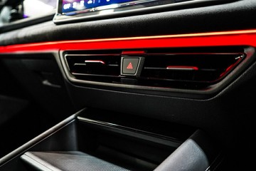 https://vehicle-cdn.autoleague.cloud/17009_11019245_24.jpg
