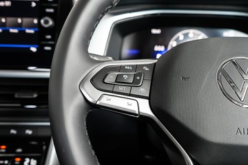 https://vehicle-cdn.autoleague.cloud/17009_11019246_12.jpg
