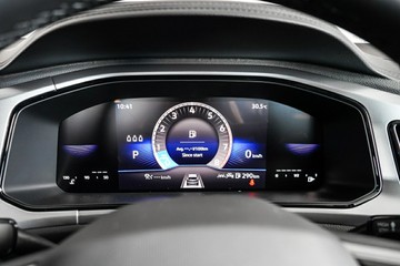 https://vehicle-cdn.autoleague.cloud/17009_11019246_13.jpg