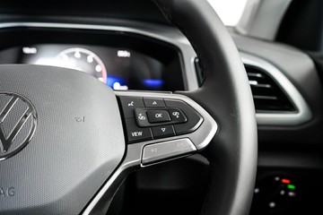 https://vehicle-cdn.autoleague.cloud/17009_11019246_14.jpg