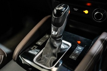https://vehicle-cdn.autoleague.cloud/17009_11019247_24.jpg
