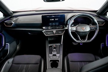 https://vehicle-cdn.autoleague.cloud/17009_11019248_10.jpg