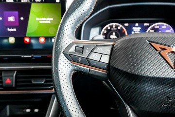 https://vehicle-cdn.autoleague.cloud/17009_11019248_17.jpg