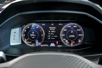 https://vehicle-cdn.autoleague.cloud/17009_11019248_18.jpg