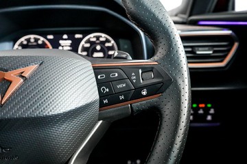 https://vehicle-cdn.autoleague.cloud/17009_11019248_19.jpg