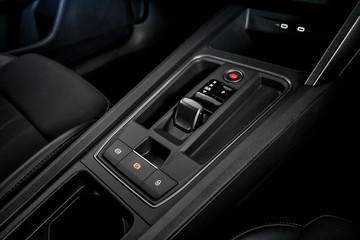 https://vehicle-cdn.autoleague.cloud/17009_11019248_22.jpg