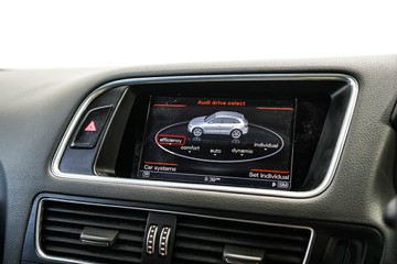 https://vehicle-cdn.autoleague.cloud/17009_11019257_17.jpg