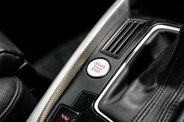 https://vehicle-cdn.autoleague.cloud/17009_11019257_19.jpg