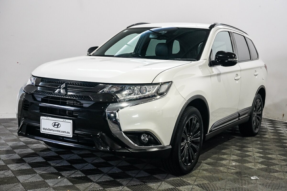 Mitsubishi Outlander image 4