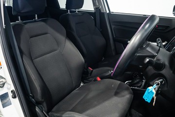 https://vehicle-cdn.autoleague.cloud/17009_11019300_10.jpg