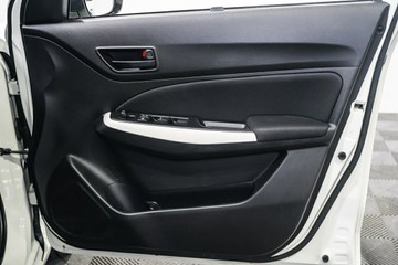 https://vehicle-cdn.autoleague.cloud/17009_11019300_9.jpg