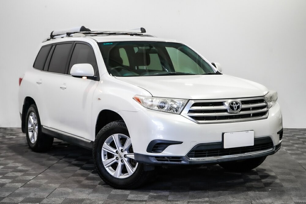 Toyota Kluger image 1